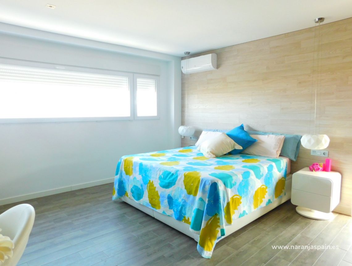 Sale - Villa - Гвардамар дель Сегура - Els Secans