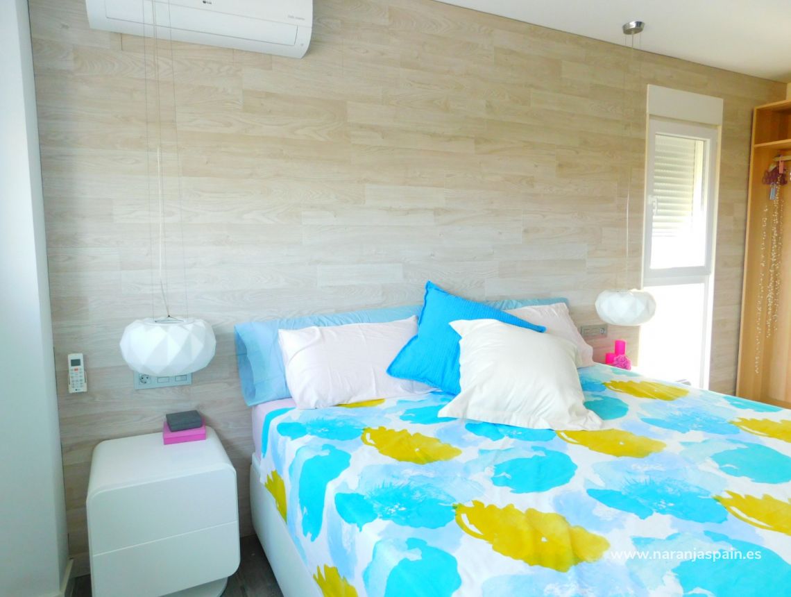 Sale - Villa - Гвардамар дель Сегура - Els Secans