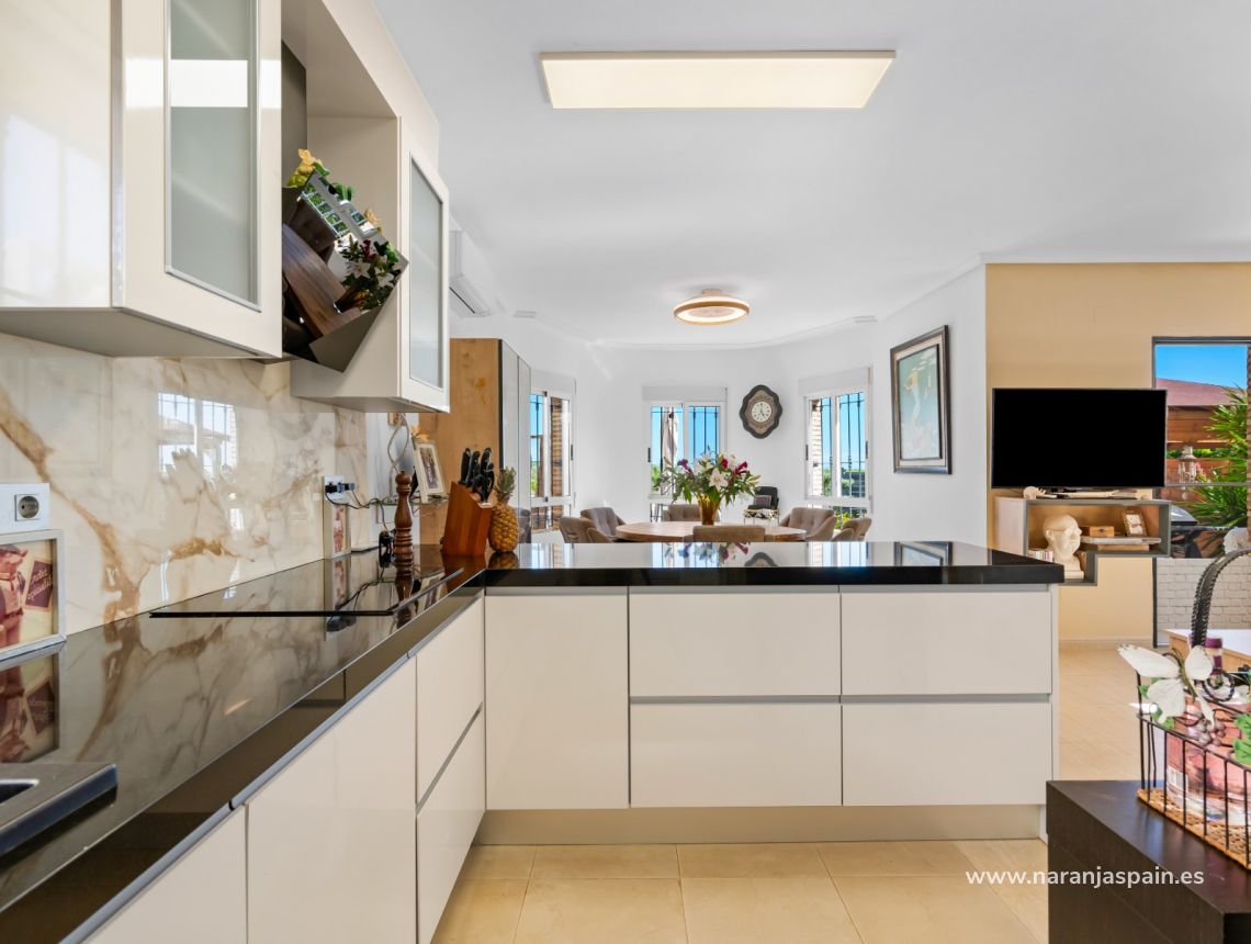 Sale - Villa - Гвардамар дель Сегура - Урб. Ель Расо