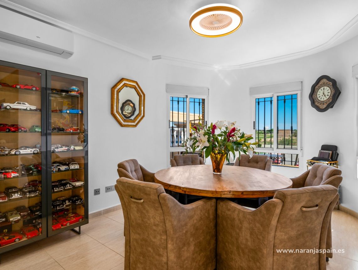 Sale - Villa - Гвардамар дель Сегура - Урб. Ель Расо