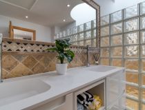 Sale - Villa - Málaga - Estepona