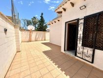 Sale - Villa - Orihuela Coast - La Zenia