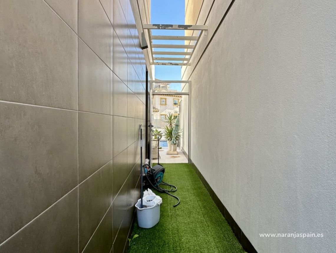 Sale - Villa - Orihuela Costa - Lomas de Cabo Roig