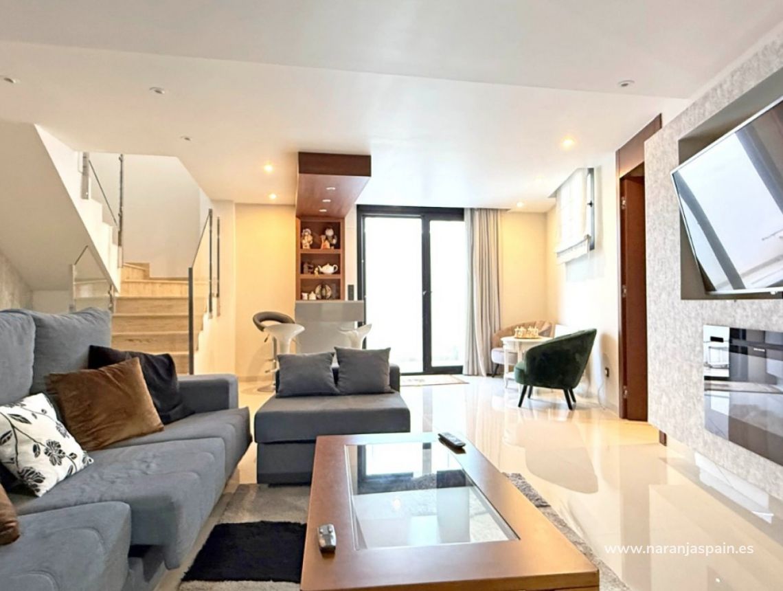 Sale - Villa - Orihuela Costa - Villamartín