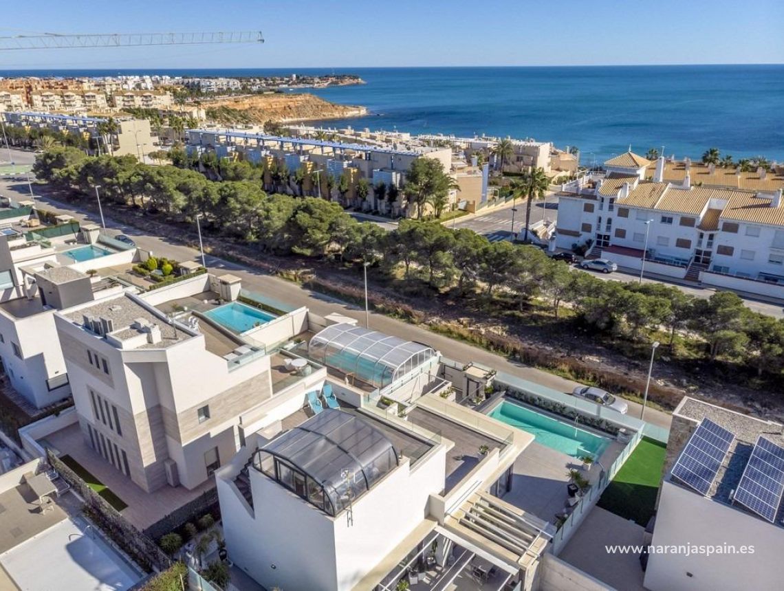Sale - Villa - Orihuela Kusten - Campoamor