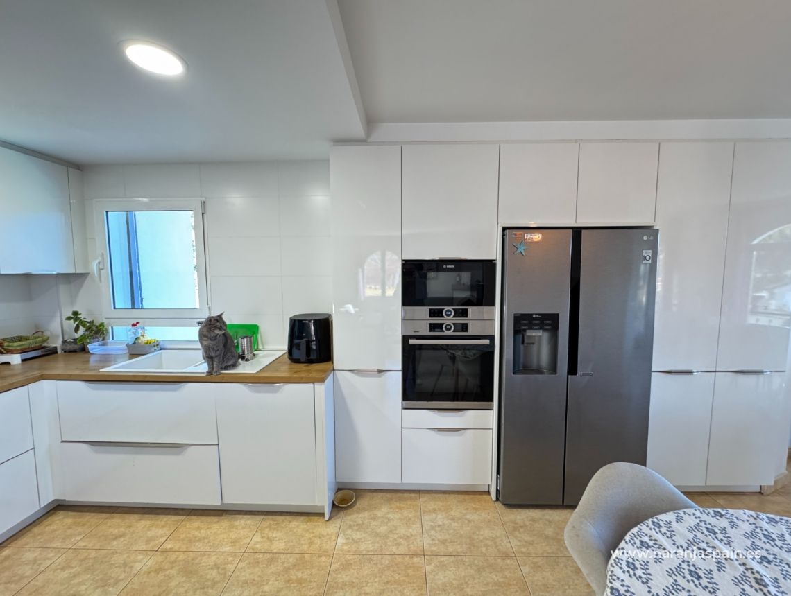 Sale - Villa - Orihuela Kusten - La Zenia