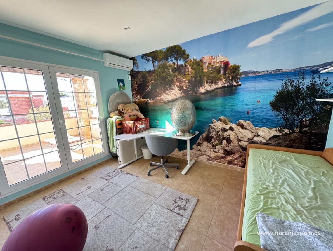 Sale - Villa - Orihuela Kusten - La Zenia