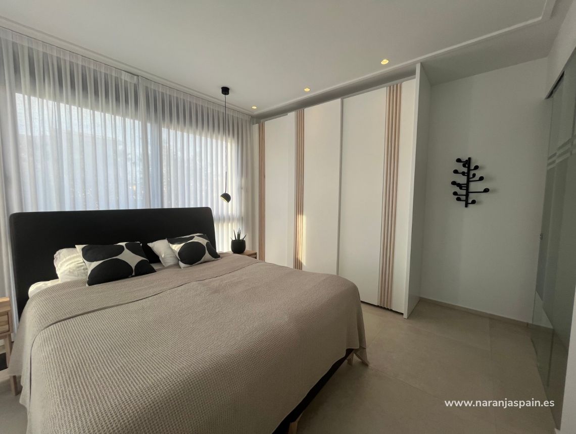 Sale - Villa - Orihuela Kusten - Punta Prima