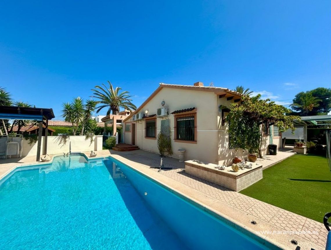 Sale - Villa - Ориуэла Коста  - Cabo Roig