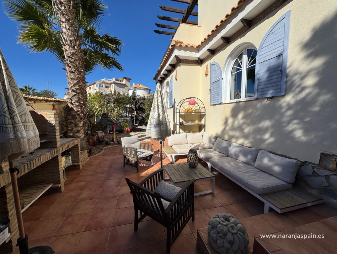 Sale - Villa - Ориуэла Коста  - La Zenia