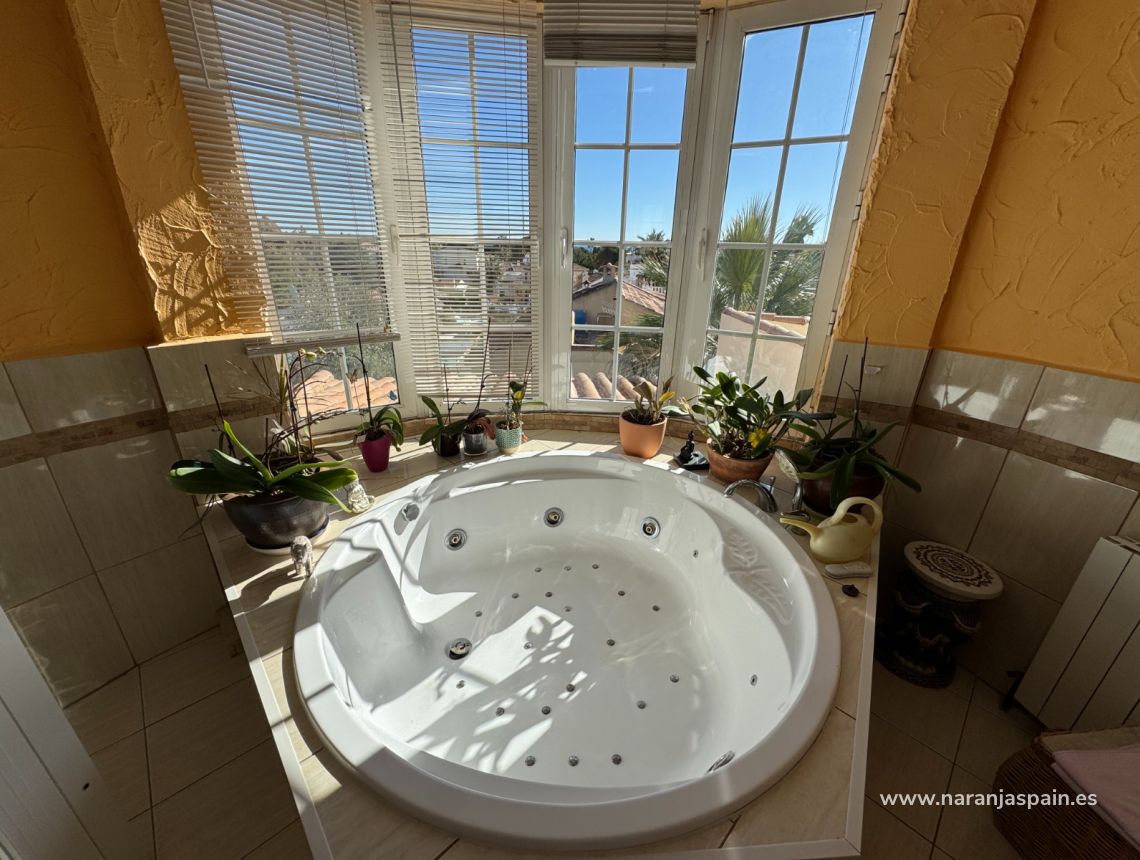 Sale - Villa - Ориуэла Коста  - La Zenia