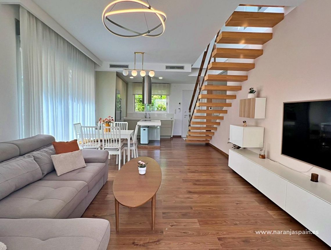 Sale - Villa - Pilar de la Horadada - Pueblo Latino