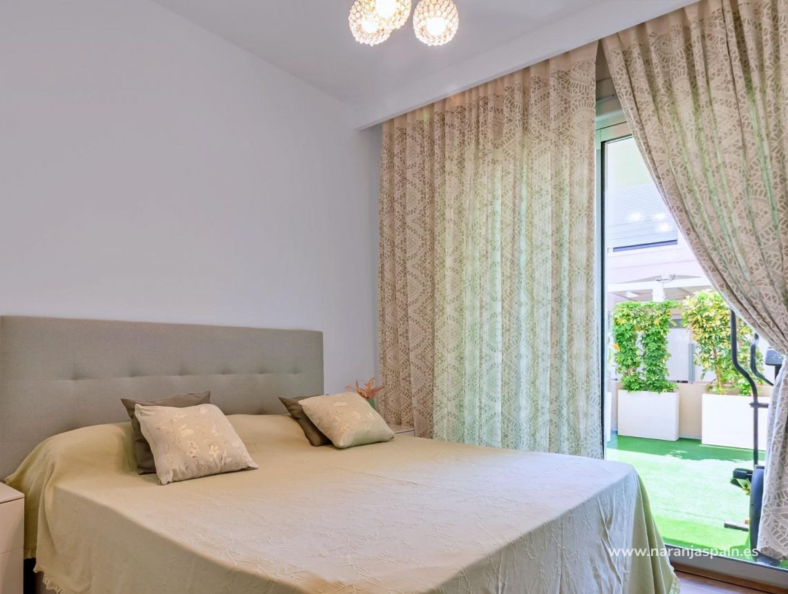 Sale - Villa - Pilar de la Horadada - Pueblo Latino