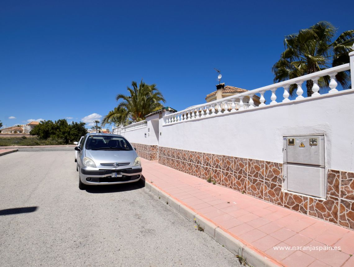 Sale - Villa - Rojales - Urb. Lo Pepin