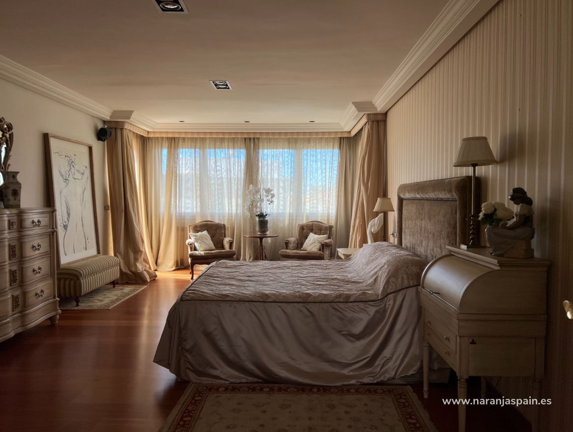 Sale - Villa - San Juan Alicante