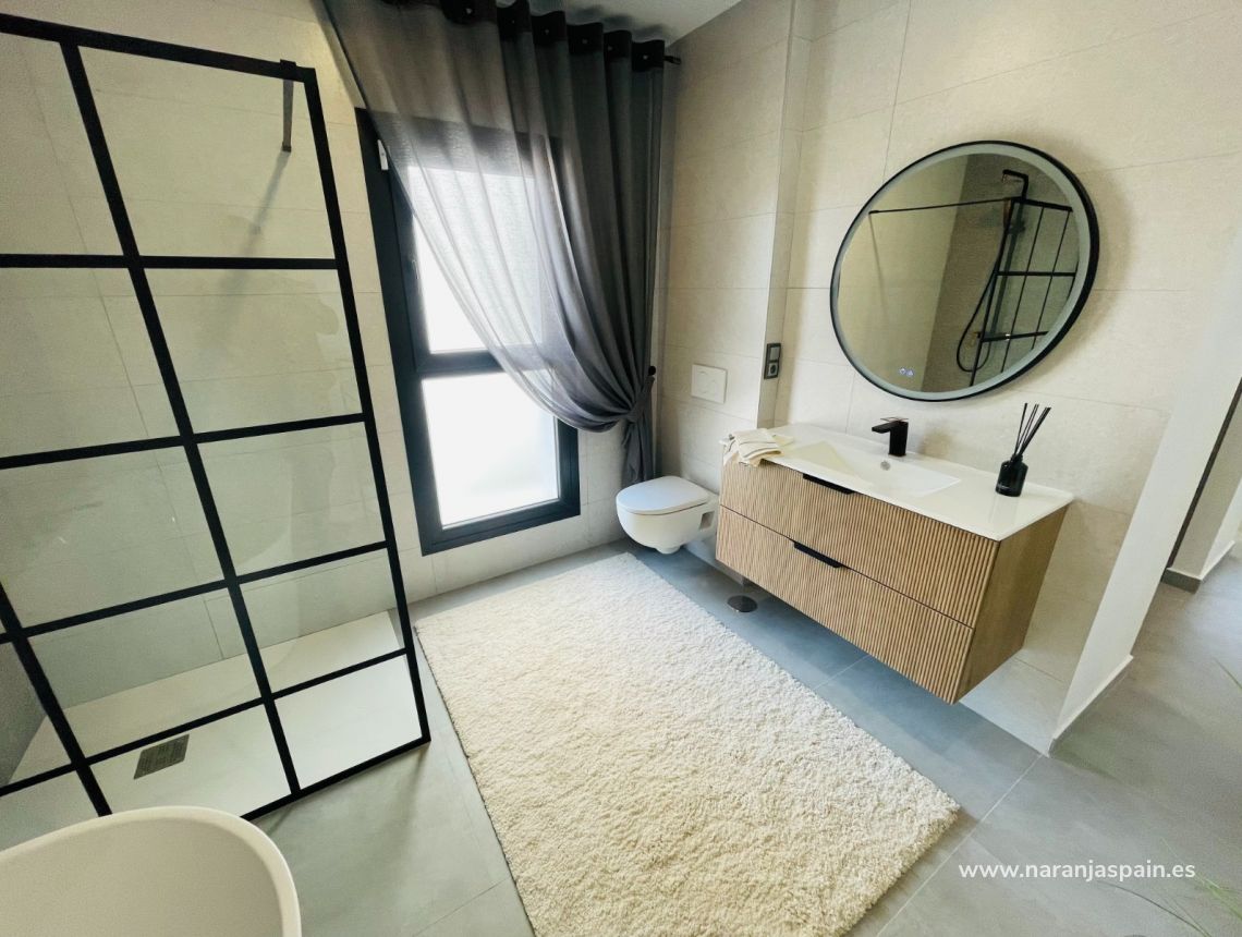 Sale - Villa - Торевьеха - Aguas nuevas 1