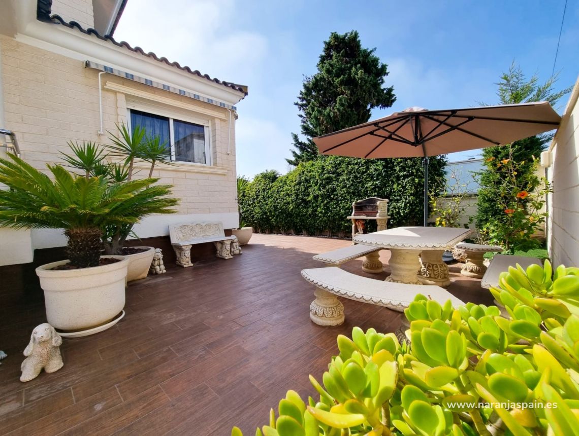 Sale - Villa - Торевьеха - La Mata