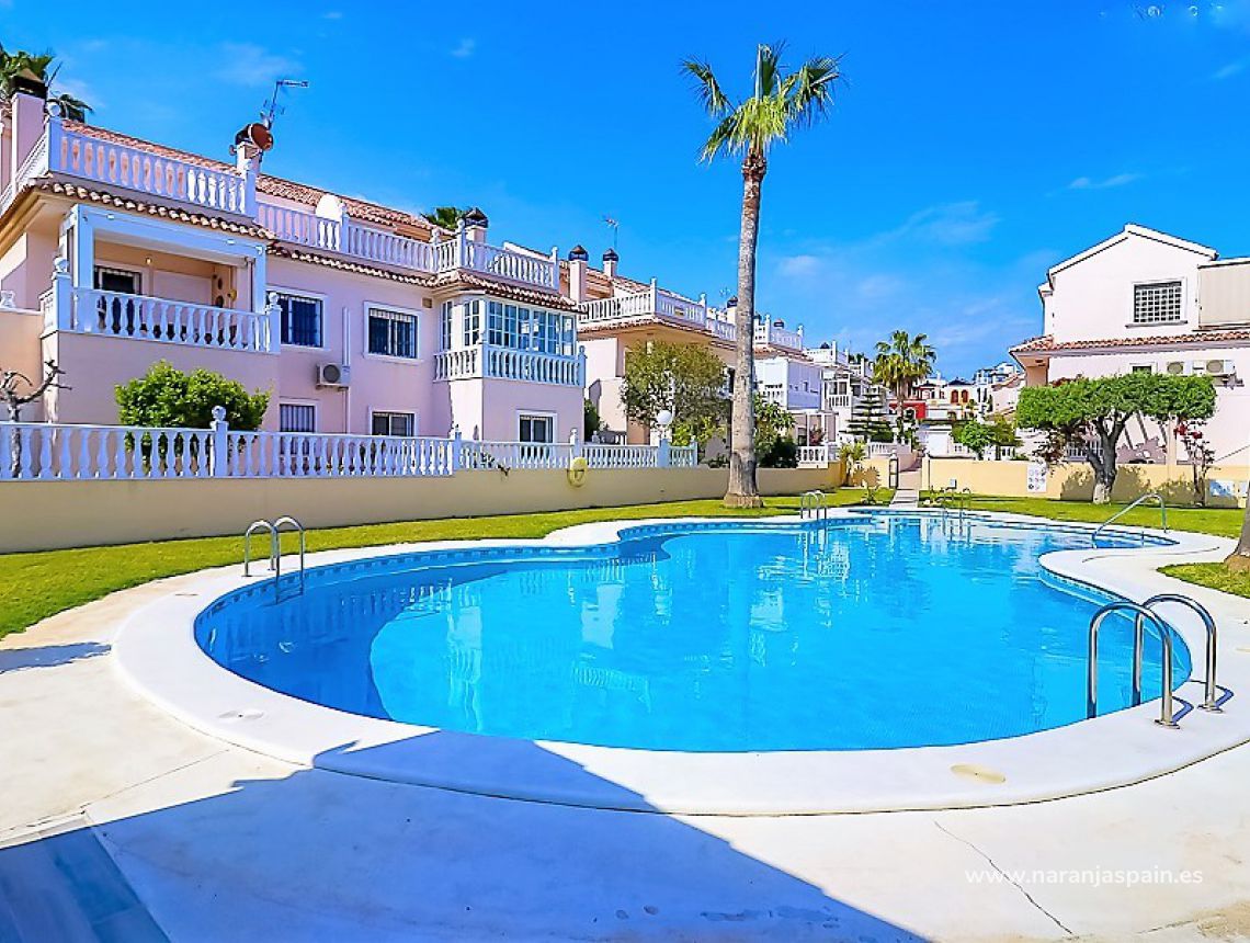 Sale - Villa - Torrevieja - Cabo Cervera