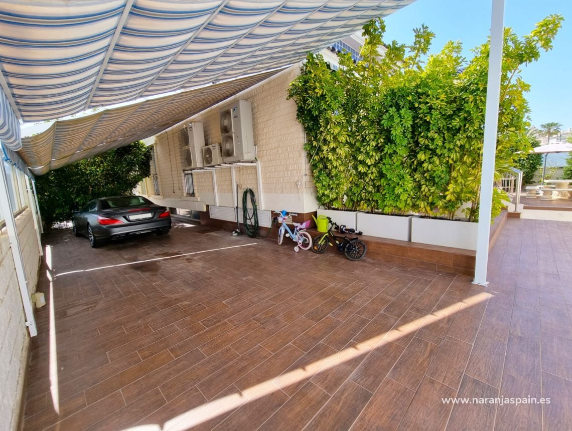 Sale - Villa - Torrevieja - La Mata