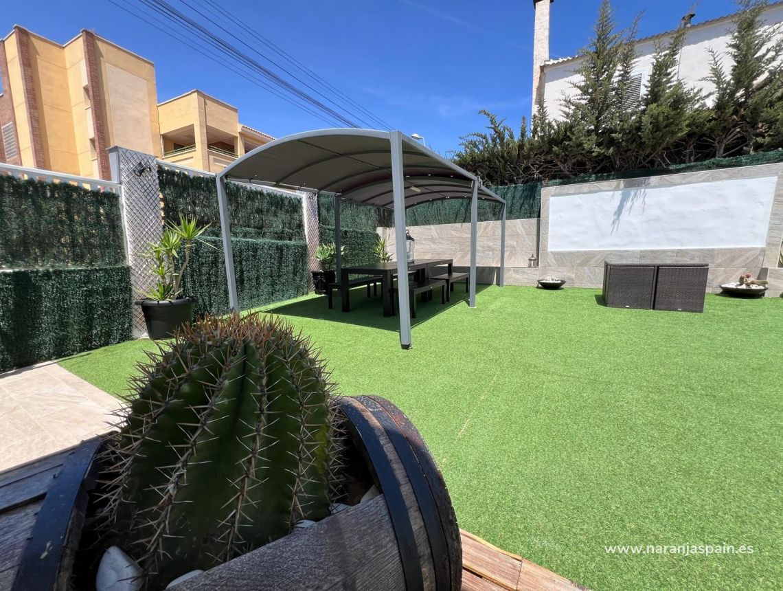 Sale - Villa - Torrevieja - Los balcones