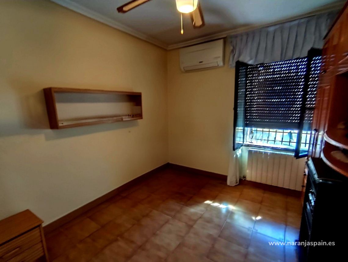 Sale - Villa - Torrevieja - Nueva Torrevieja