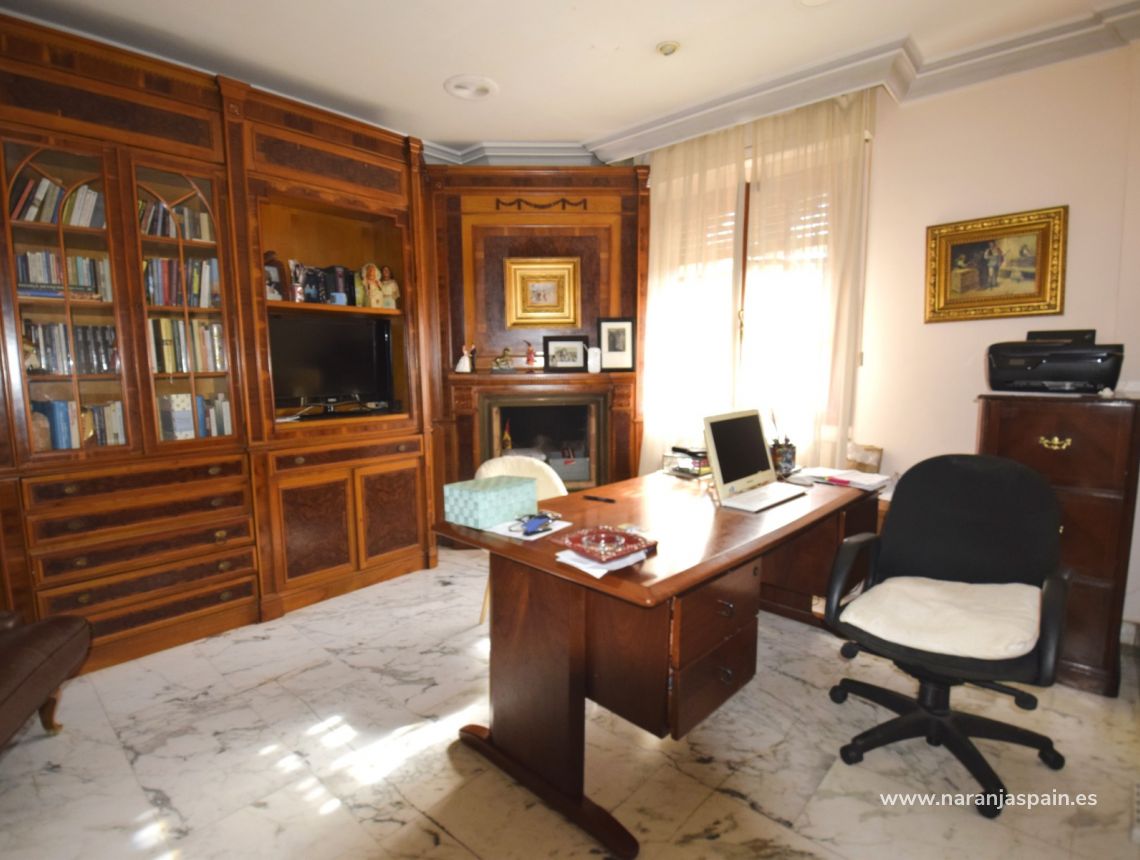 Sale - Villa - Torrevieja - Torrevieja town