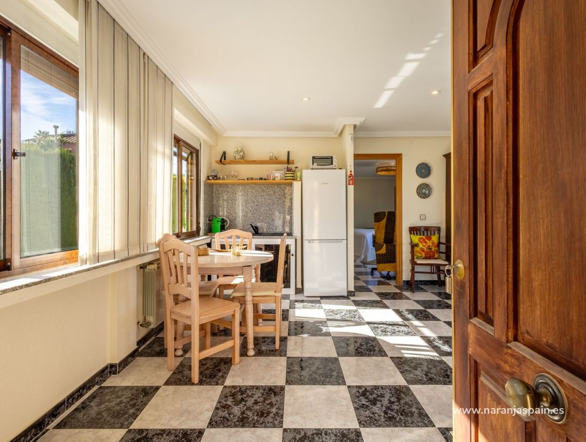 Sale - Villa - Torrevieja