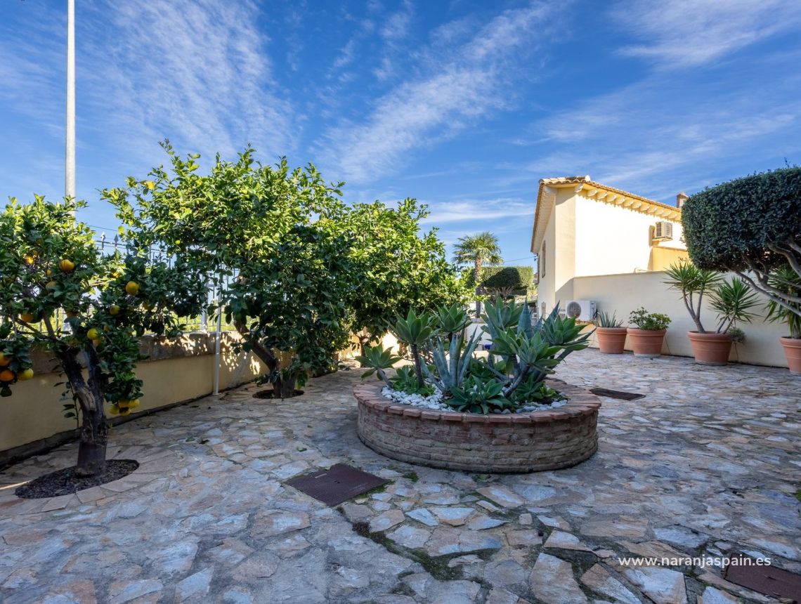 Sale - Villa - Torrevieja