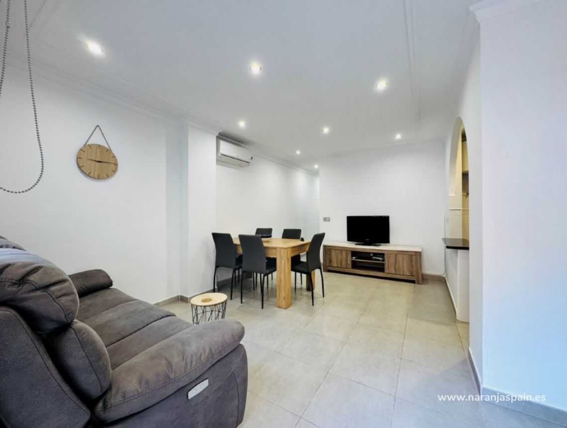 Segunda Mano - Apartamento - La Mata, Torrevieja - Alanis