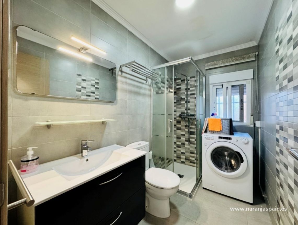 Segunda Mano - Apartamento - La Mata, Torrevieja - Alanis