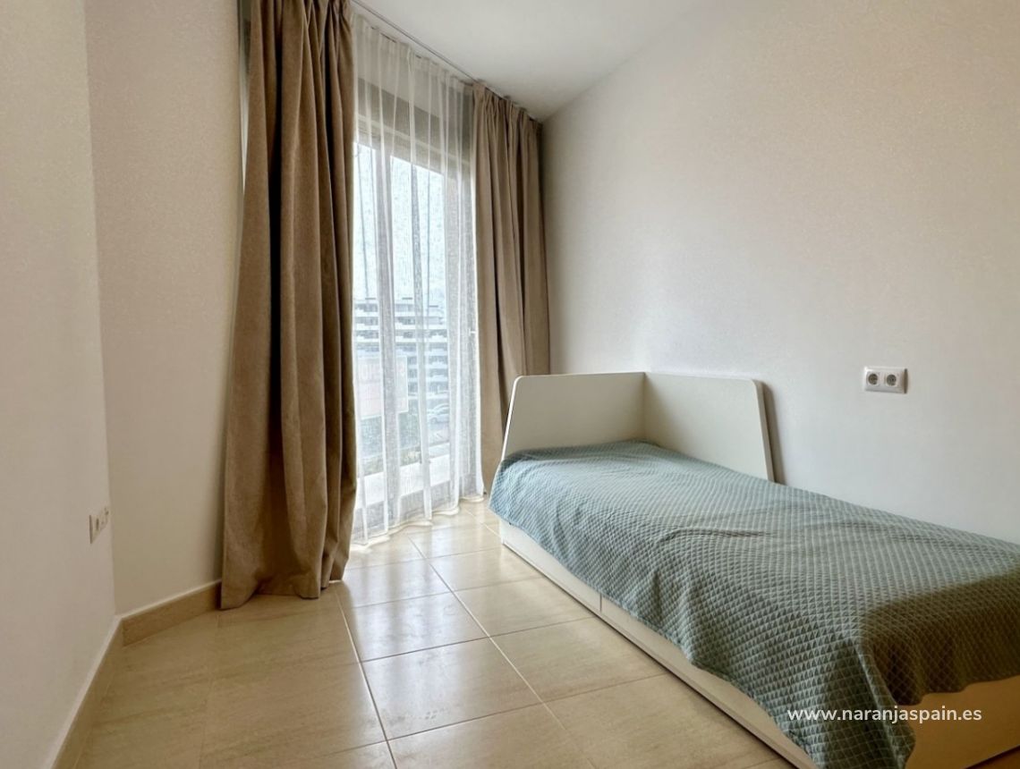 Segunda Mano - Apartamento - San Miguel de Salinas