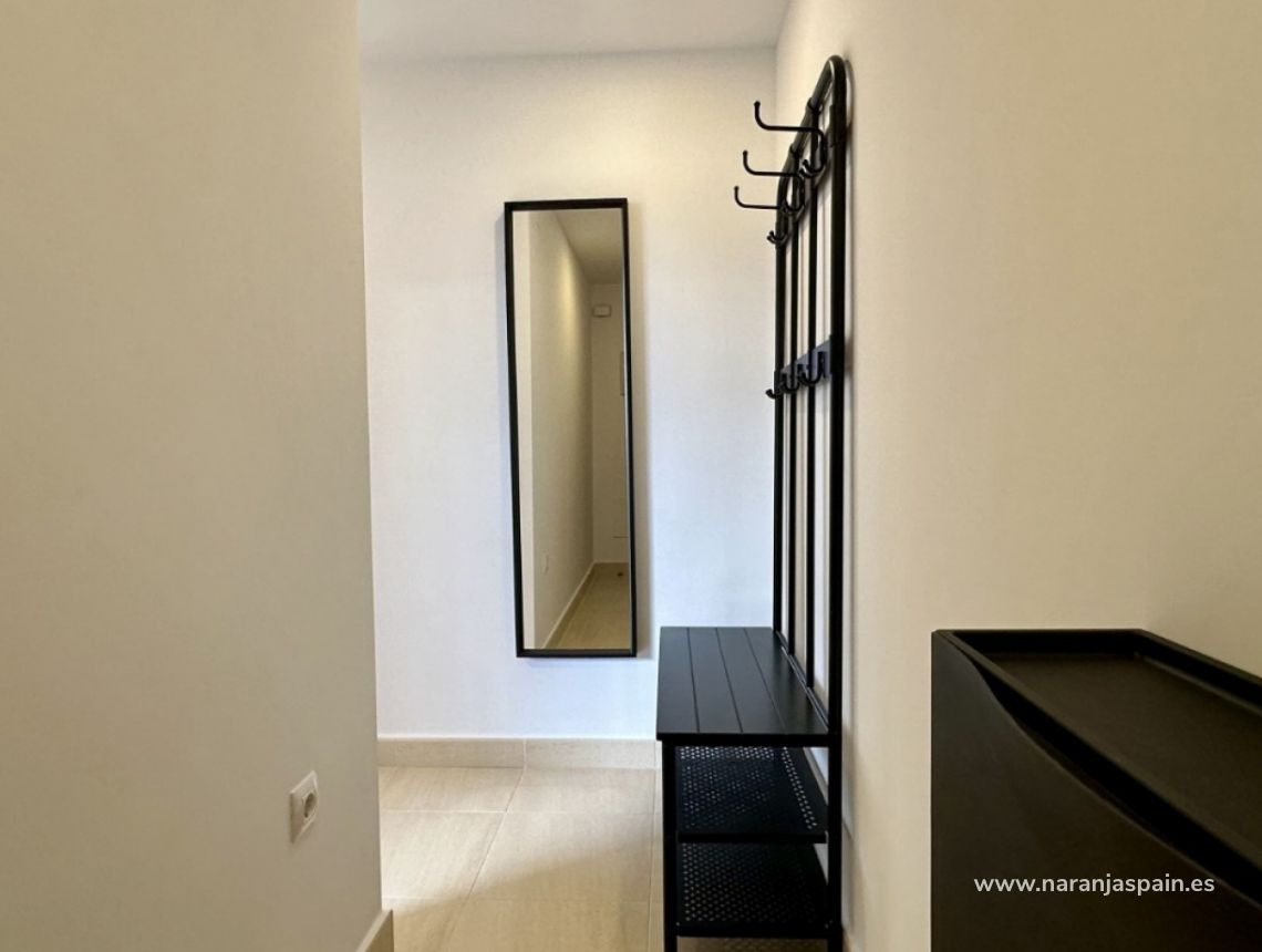 Segunda Mano - Apartamento - San Miguel de Salinas