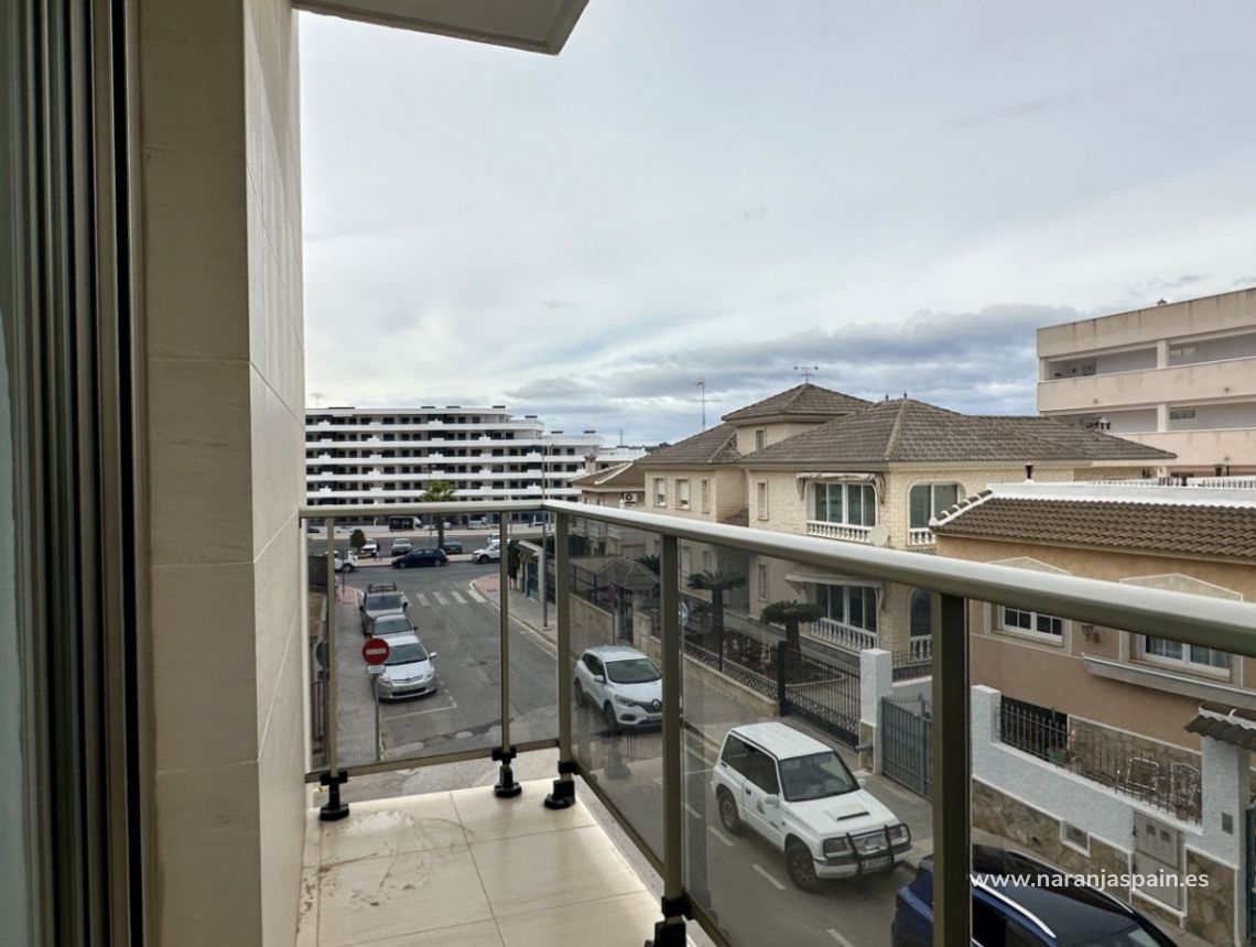 Segunda Mano - Apartamento - San Miguel de Salinas