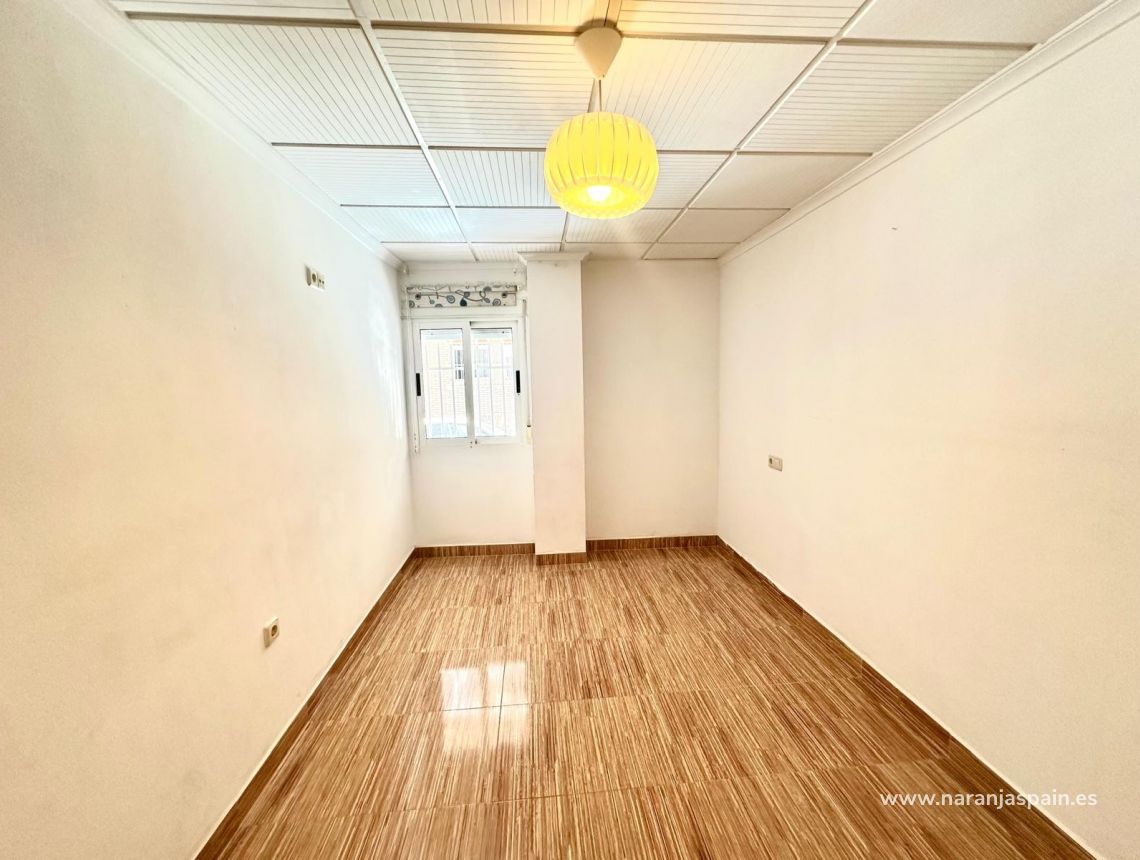 Segunda Mano - Apartamento - Torrevieja - Acequion