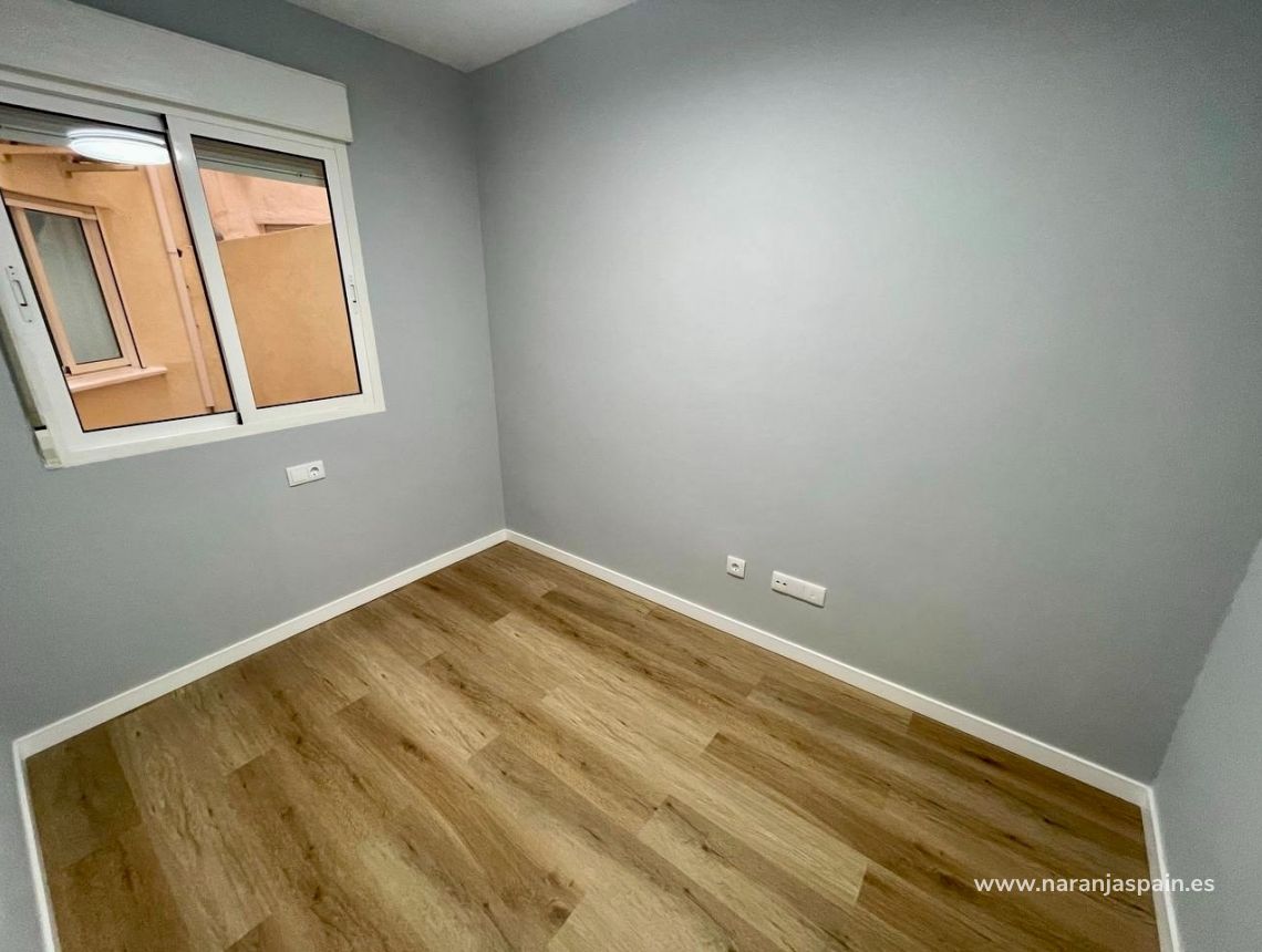 Segunda Mano - Apartamento - Torrevieja - La Mata pueblo