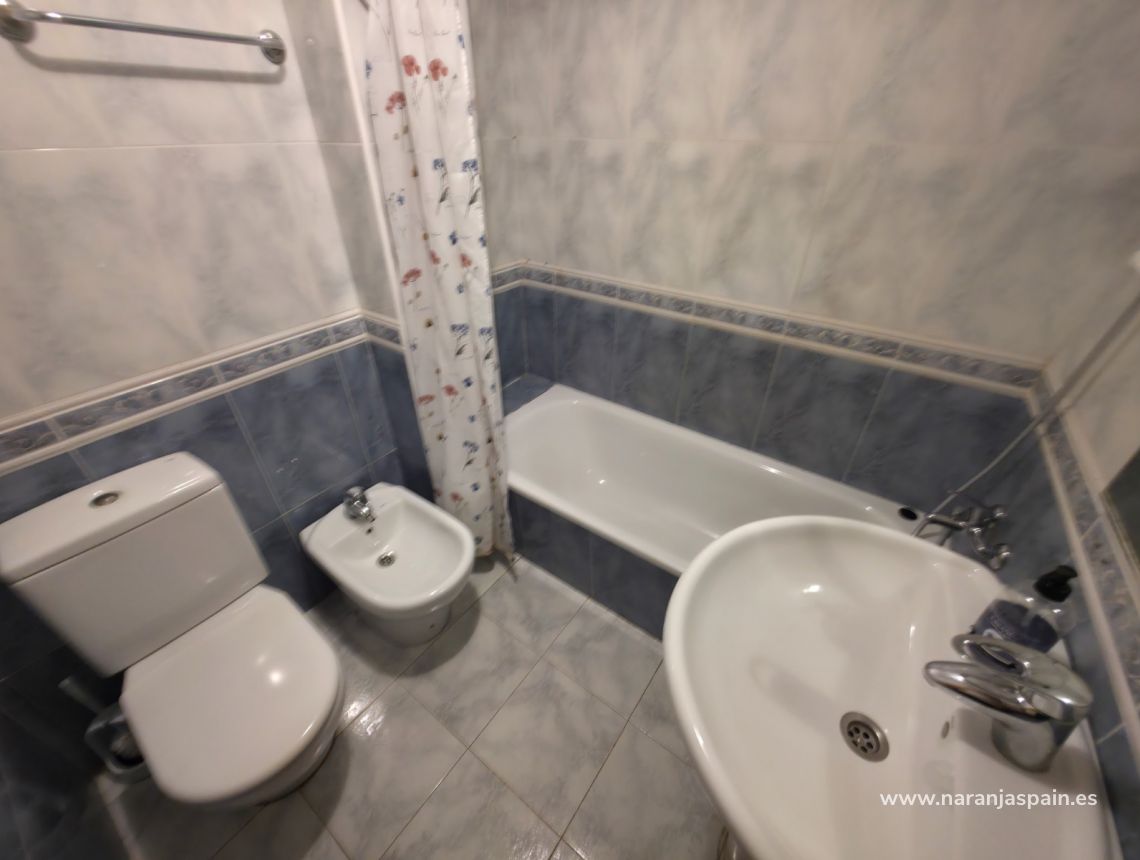 Segunda Mano - Apartamento - Torrevieja - Paseo maritimo