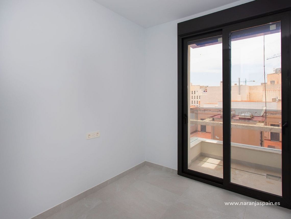 Segunda Mano - Apartamento - Torrevieja - Torrevieja pueblo