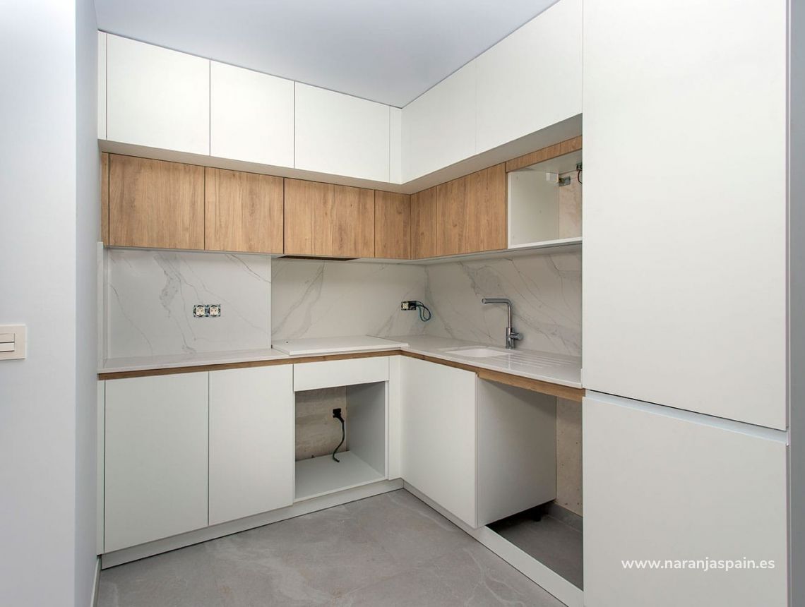 Segunda Mano - Apartamento - Torrevieja - Torrevieja pueblo