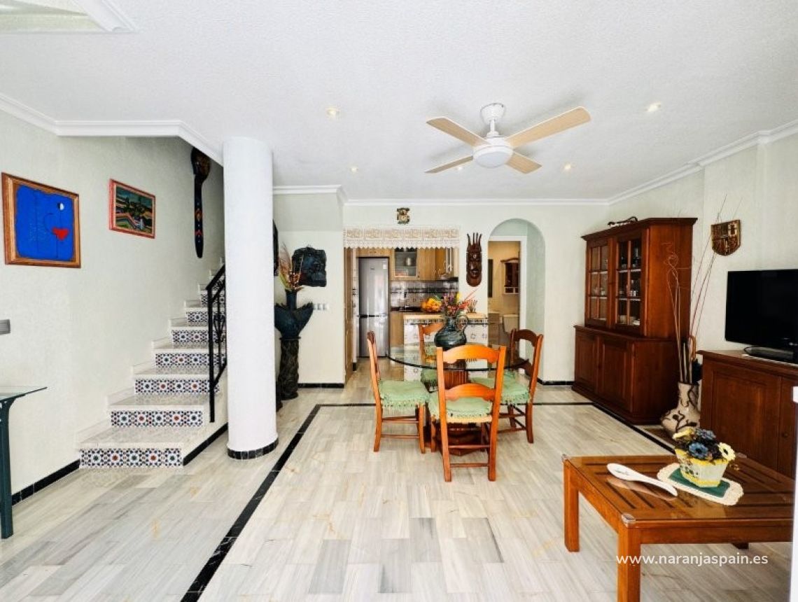 Segunda Mano - Bungalow - La Mata, Torrevieja - TORREVIEJA