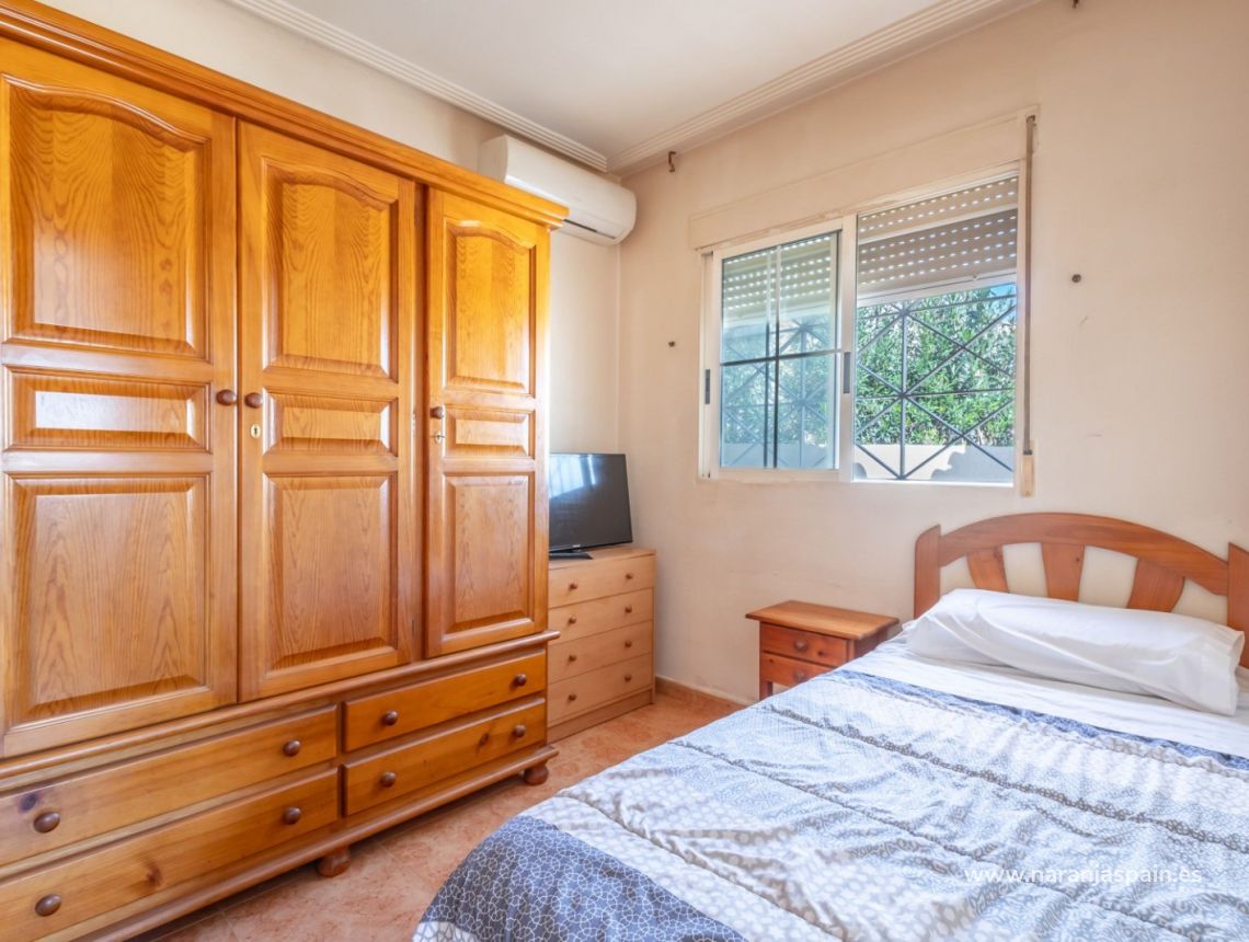 Segunda Mano - Chalet - Torrevieja - Center