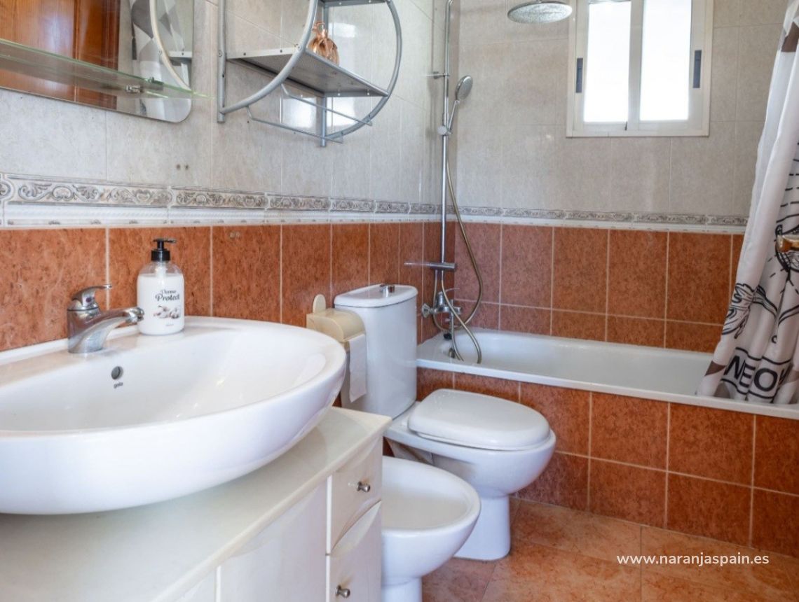 Segunda Mano - Chalet - Torrevieja - Center