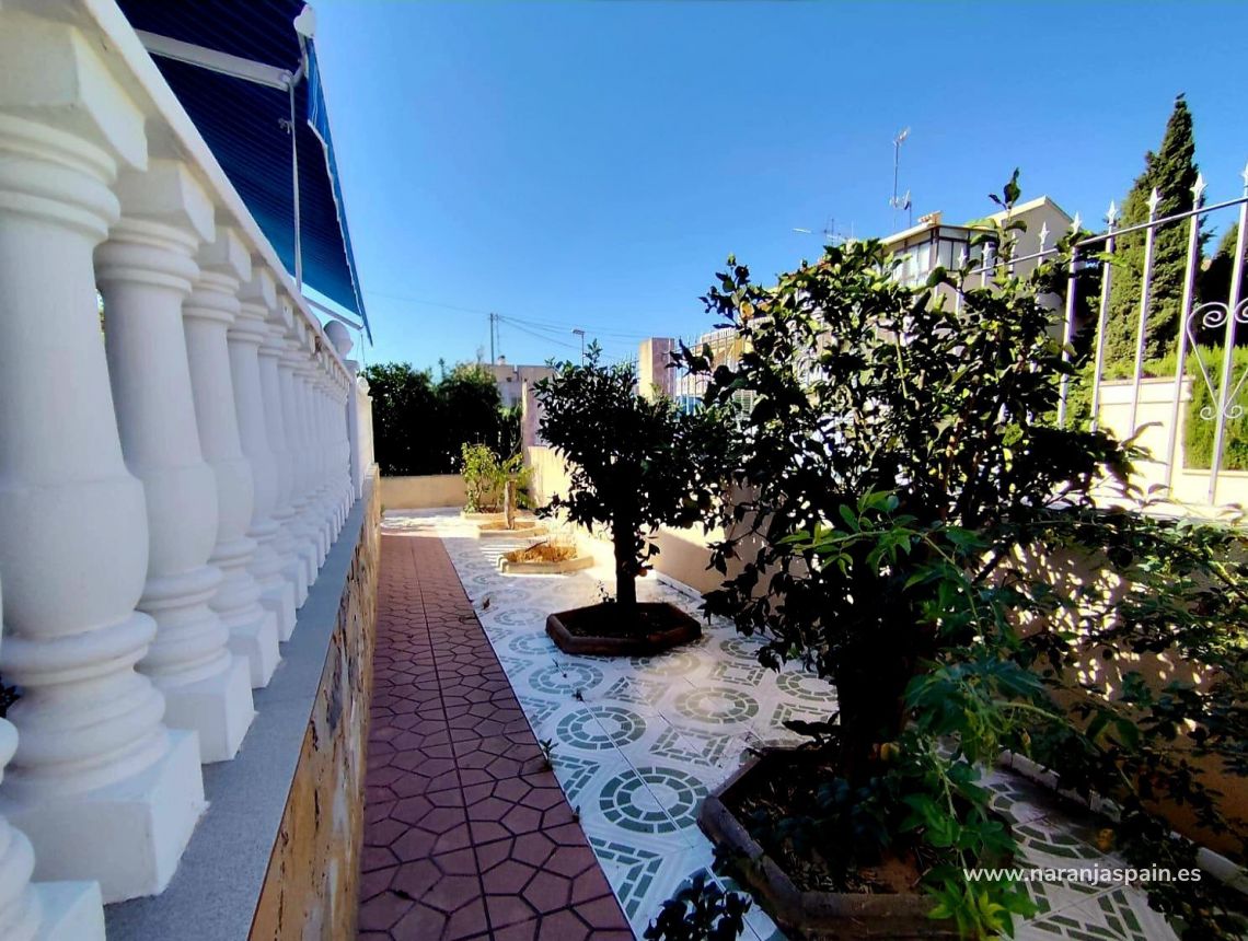 Segunda Mano - Chalet - Torrevieja - Nueva Torrevieja