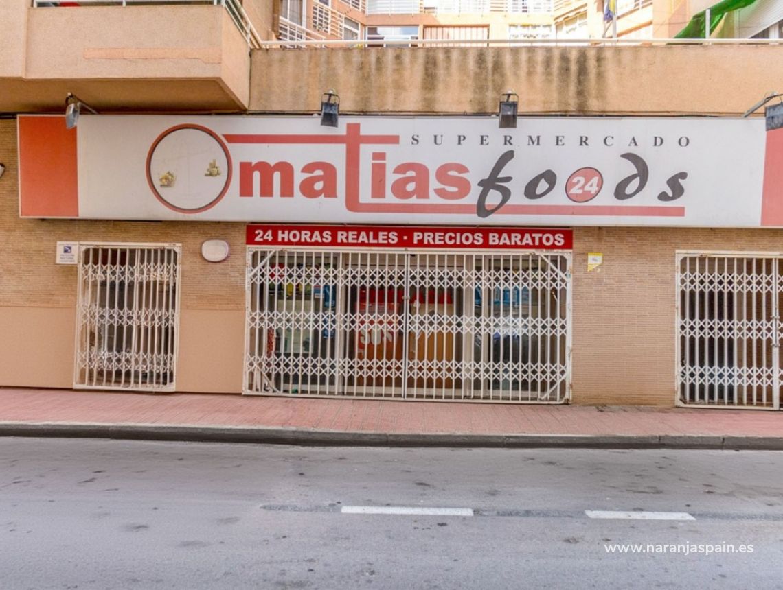 Segunda Mano - Local comercial - Torrevieja
