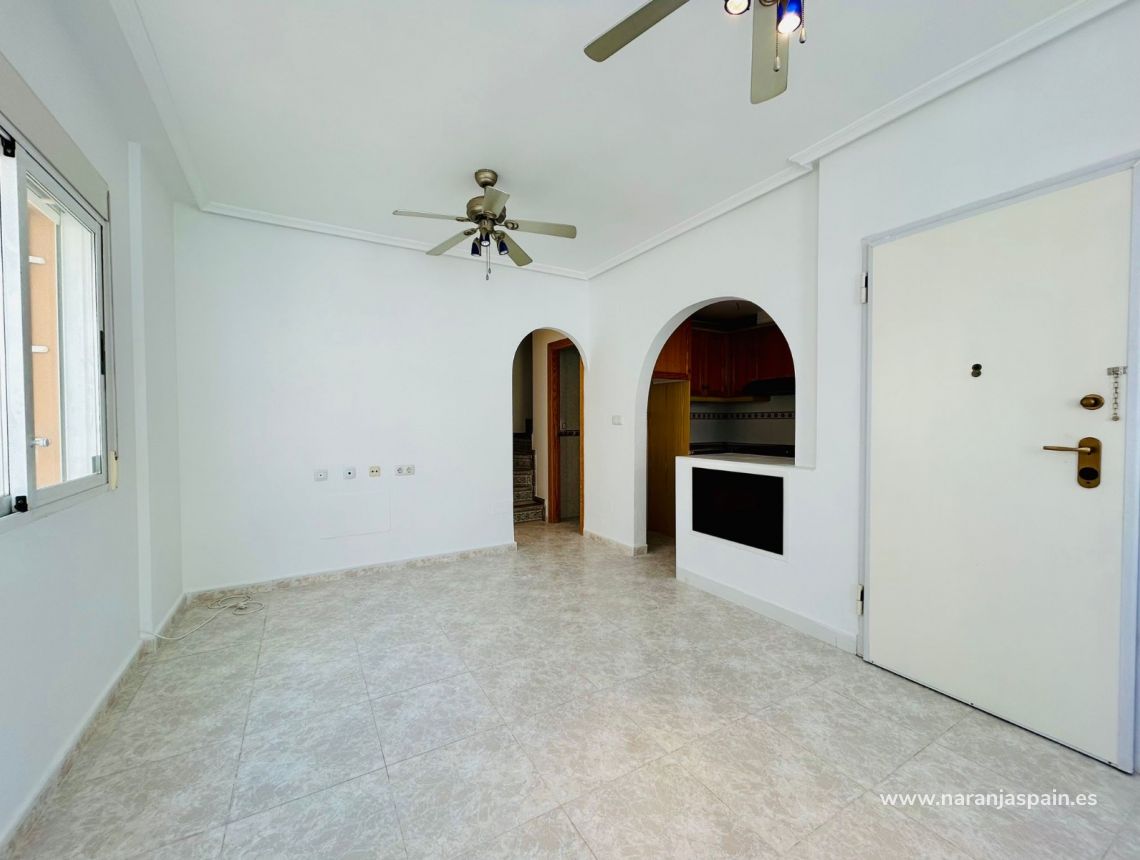 Segunda Mano - Single Family Home - Torrevieja - Sector 25