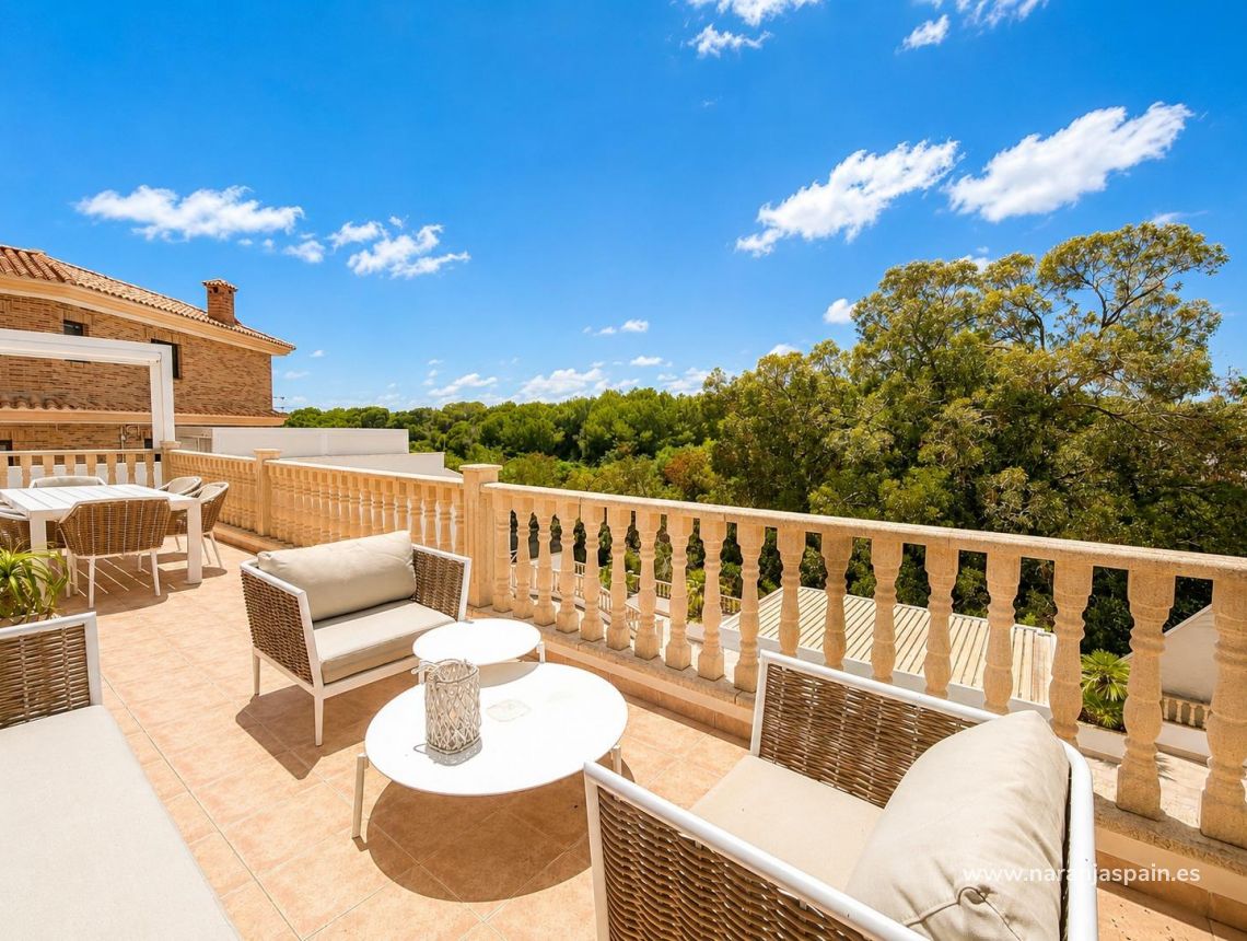 Segunda Mano - Villa - Dehesa de campoamor - Campoamor