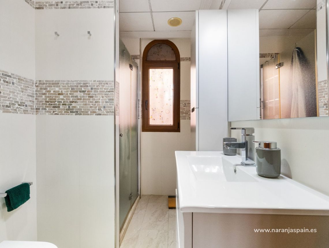 Segunda Mano - Villa - Orihuela