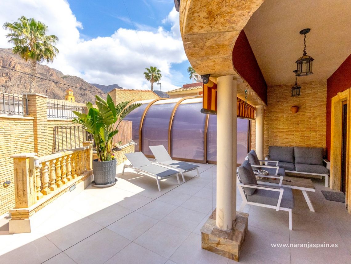 Segunda Mano - Villa - Orihuela