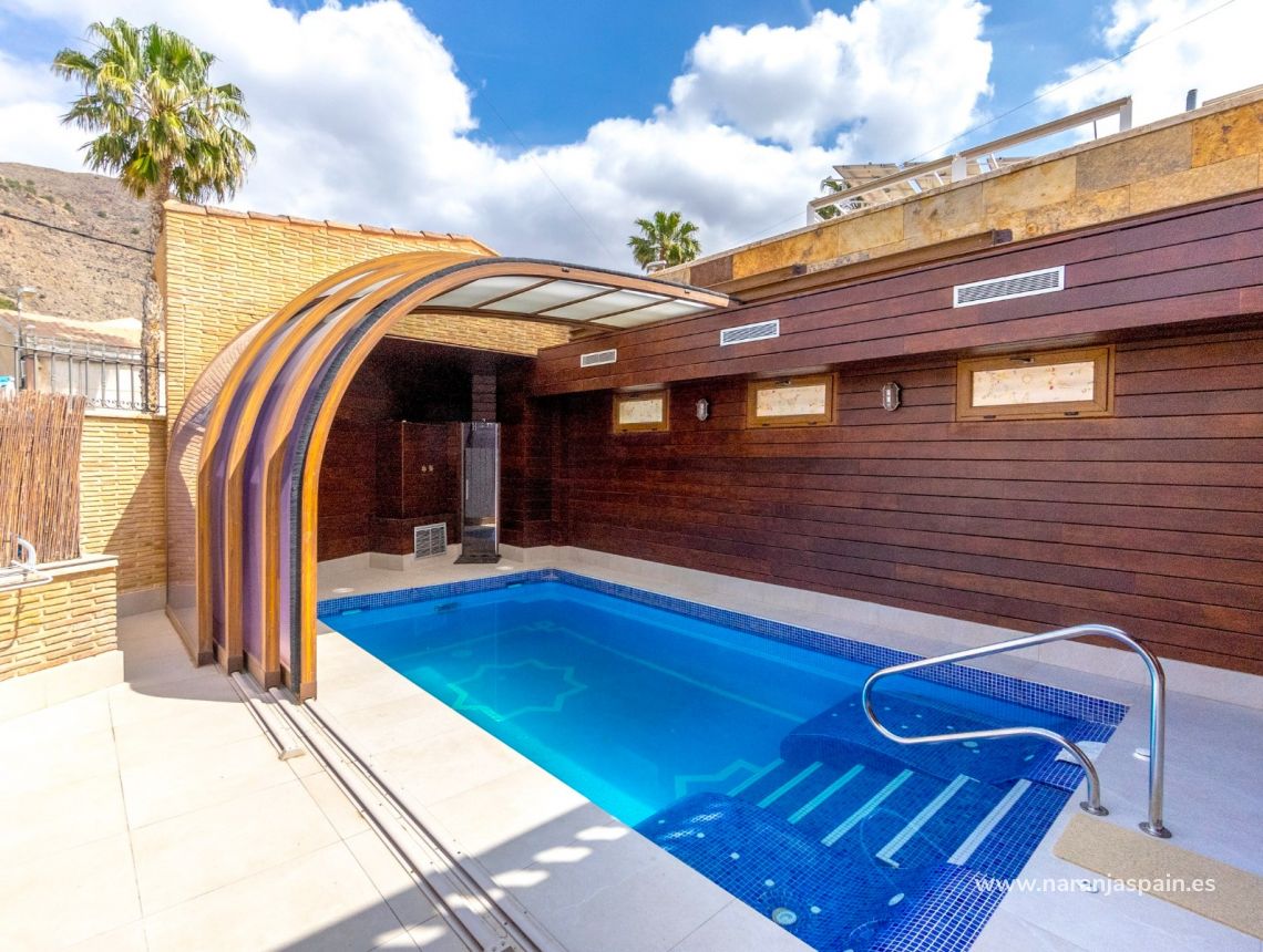 Segunda Mano - Villa - Orihuela