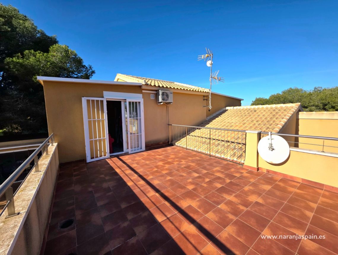 Segunda Mano - Villa - Torrevieja - Cabo Cervera
