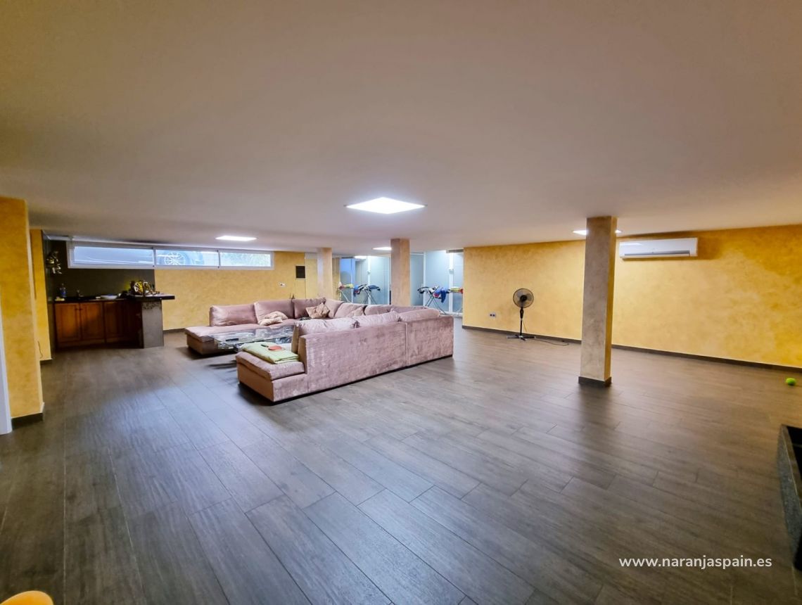 Segunda Mano - Villa - Torrevieja - La Mata